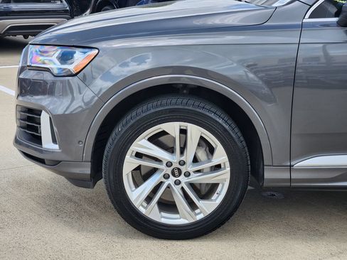 Used 2022 Audi Q7 3.0T Premium AWD/4WD image 8