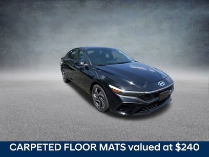 New 2025 Hyundai Elantra SEL