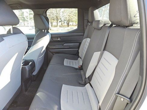 Used 2025 Toyota Tacoma TRD Off-Road image 18