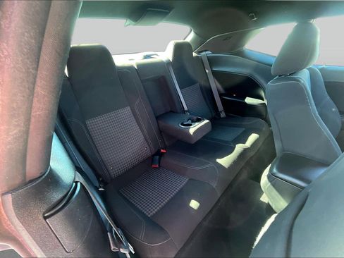 Used 2021 Dodge Challenger SXT image 26