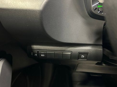 Used 2025 Toyota Corolla LE image 17