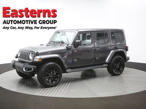 Used 2025 Jeep Wrangler Unlimited Sahara AWD/4WD image 56