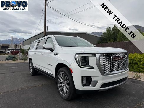 Used 2021 GMC Yukon XL Denali w/ Denali Premium Package AWD/4WD image 1