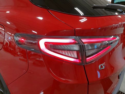 New 2025 Alfa Romeo Stelvio Sprint image 36