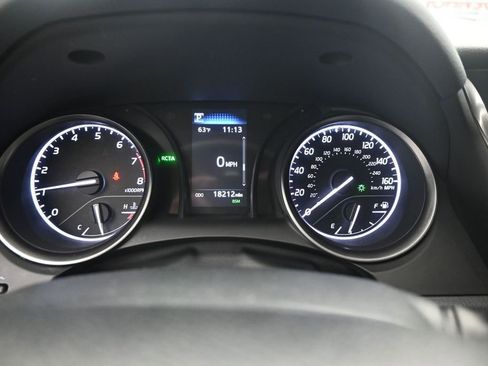 Used 2024 Toyota Camry SE FWD image 18