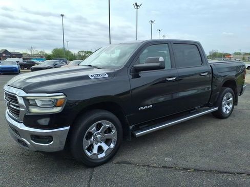 Used 2019 RAM 1500 Big Horn AWD/4WD image 3