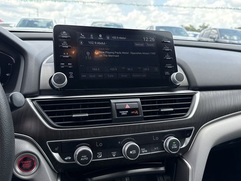 Certified 2019 Honda Accord EX image 27