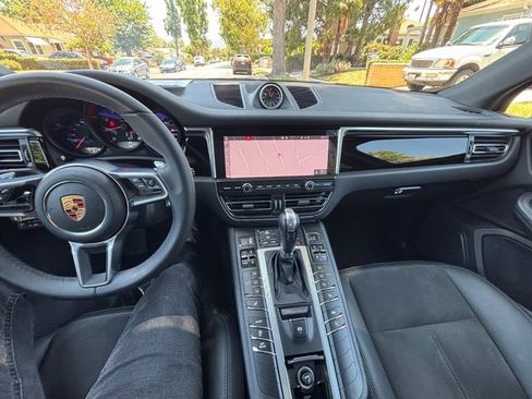 Used 2019 Porsche Macan AWD/4WD image 49