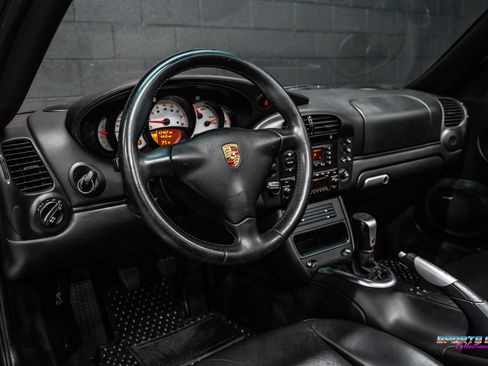Used 2004 Porsche 911 Carrera 4S AWD/4WD image 16