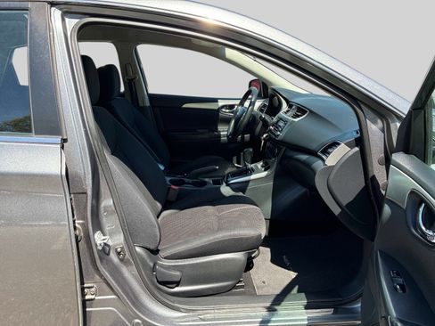 Used 2017 Nissan Sentra S FWD image 7
