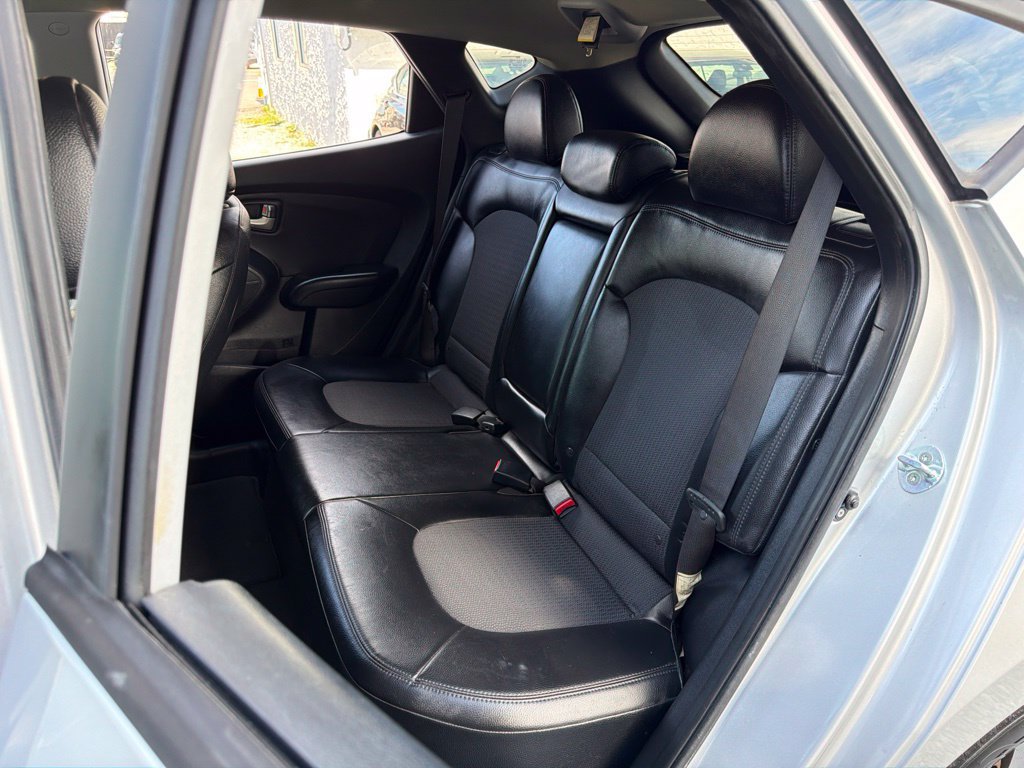 Used 2012 Hyundai Tucson GLS AWD/4WD image 19