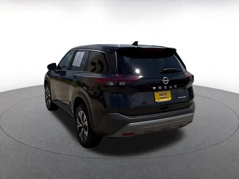 Used 2023 Nissan Rogue SV AWD/4WD image 11
