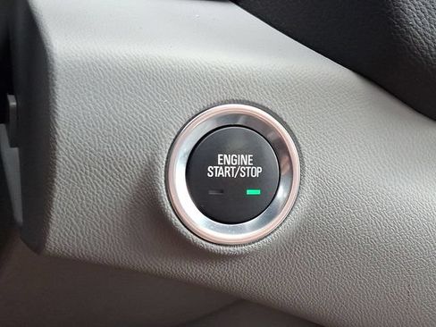 Certified 2023 GMC Terrain SLT w/ Tech Package AWD/4WD image 16