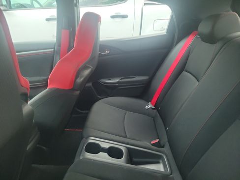 Used 2019 Honda Civic Type R image 9