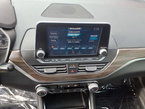 Used 2023 Nissan Altima 2.5 SV image 15