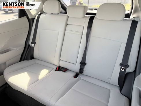 Used 2025 Hyundai Kona SEL AWD/4WD image 33
