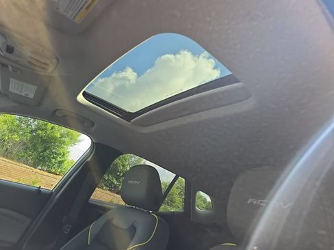 New 2026 Chevrolet Trax ACTIV w/ Sunroof Package FWD image 29