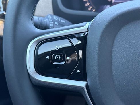 New 2026 Volvo XC90 B6 Plus image 14