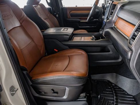 Used 2019 RAM 3500 Limited image 30