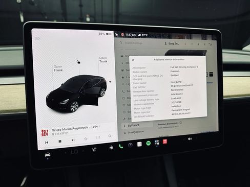 Used 2021 Tesla Model Y Long Range AWD/4WD image 35