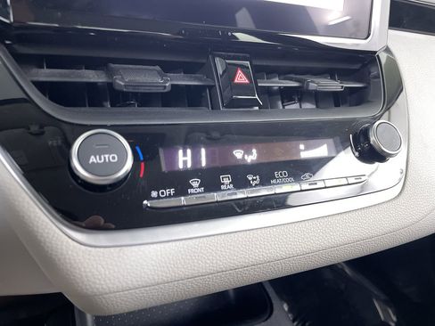Used 2023 Toyota Corolla LE FWD image 16