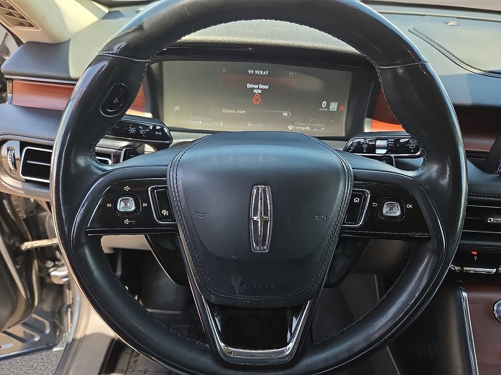 Used 2023 Lincoln Aviator Reserve w/ Equipment Group 201A AWD/4WD image 14