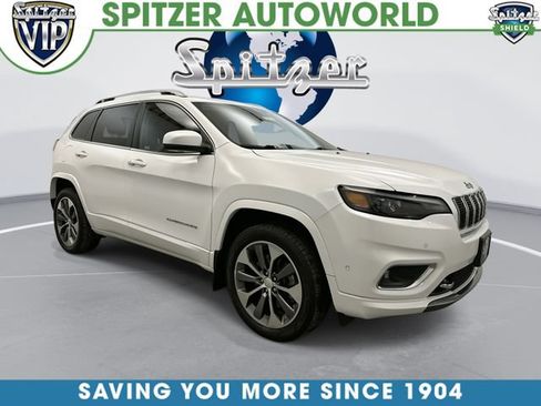 Used 2019 Jeep Cherokee Overland w/ Technology Group AWD/4WD image 1