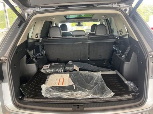 New 2026 Volkswagen Atlas SEL Premium R-Line image 31