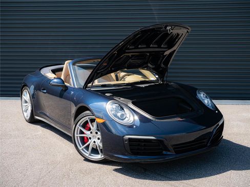 Certified 2017 Porsche 911 Carrera 4S AWD/4WD image 23