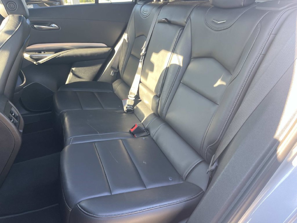 Used 2019 Cadillac XT4 Premium Luxury w/ Technology Package FWD image 21