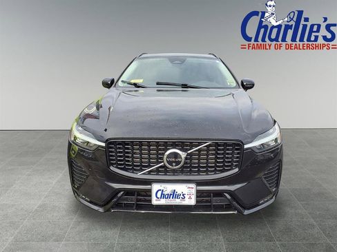 Used 2024 Volvo XC60 B5 Plus image 2