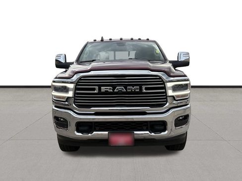 Used 2024 RAM 3500 Laramie AWD/4WD image 2