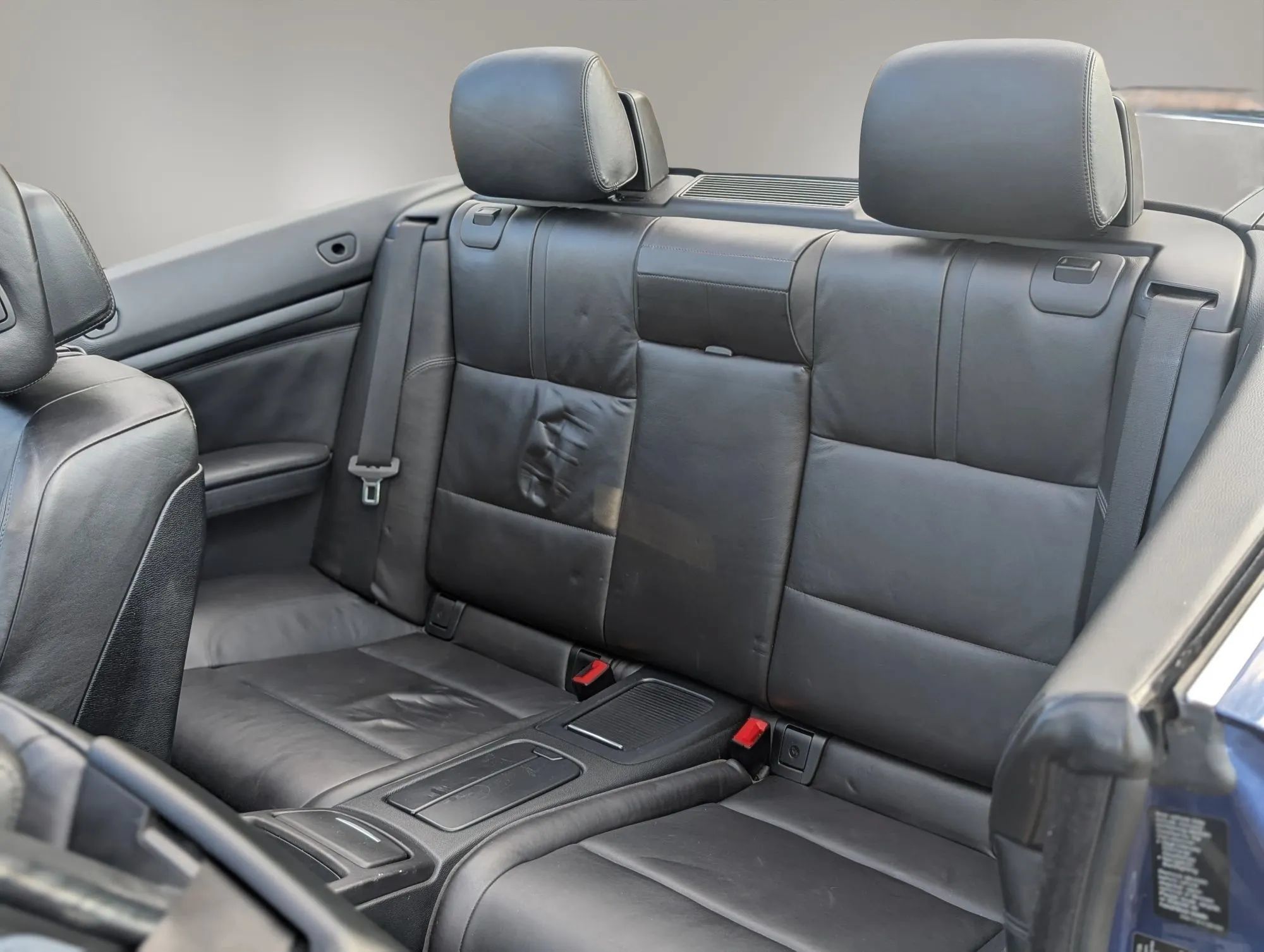 Used 2010 BMW M3 Convertible RWD image 16