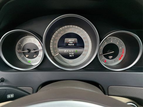 Used 2015 Mercedes-Benz C 250 Coupe image 31