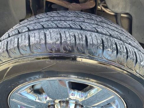 Used 2012 Ford F150 XLT w/ XLT Chrome Pkg image 19