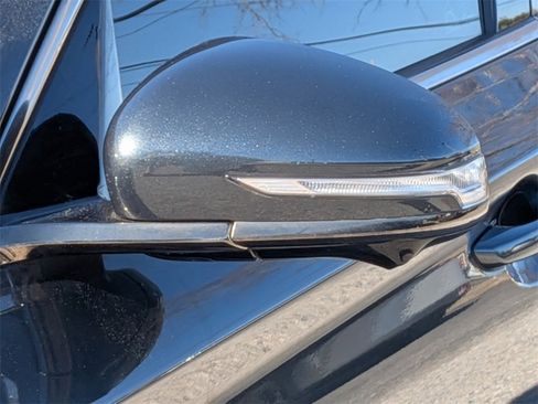 Used 2023 Genesis G70 3.3T w/ Sport Prestige Package image 8