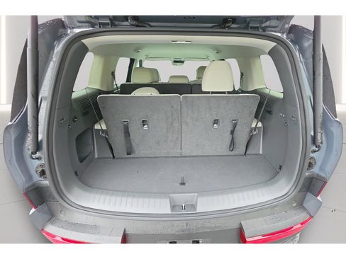 Used 2026 Hyundai Santa Fe SEL FWD image 17