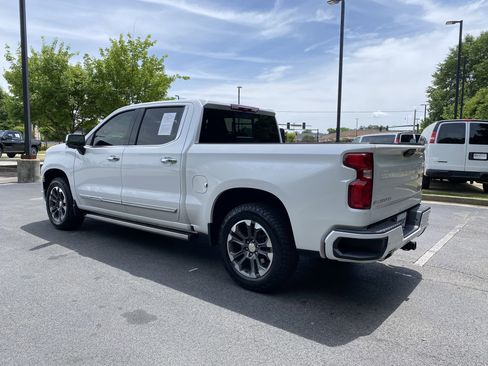 Used 2024 Chevrolet Silverado 1500 High Country w/ Technology Package AWD/4WD image 7