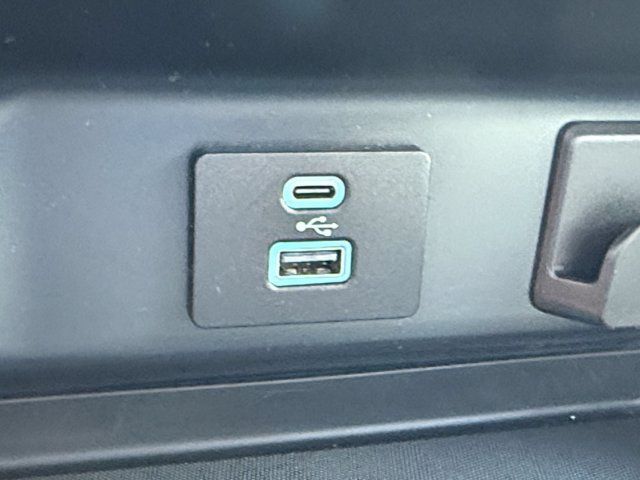 Used 2022 Ford F150 XL w/ Equipment Group 101A High RWD image 16