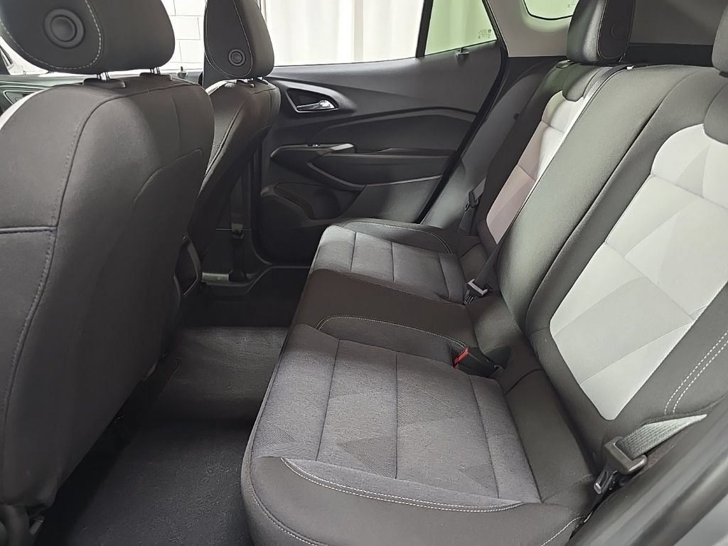 Used 2024 Chevrolet Trax LS FWD image 27