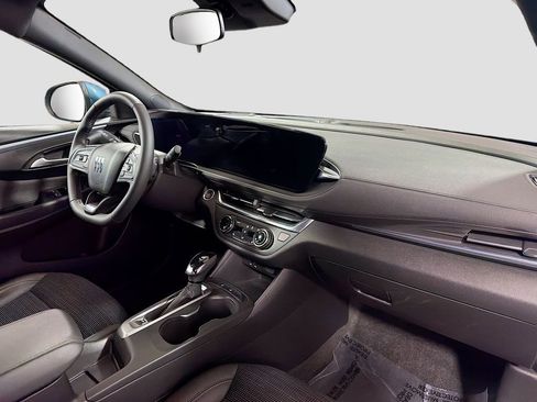 Used 2024 Buick Envista Preferred w/ Convenience I Package image 28