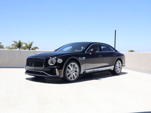New 2026 Bentley Flying Spur Plug-In Hybrid AWD/4WD image 1