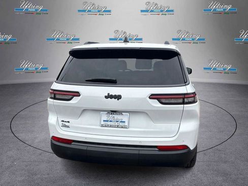 New 2026 Jeep Grand Cherokee L Limited w/ Limited Altitude Package AWD/4WD image 4
