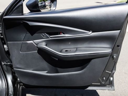 Used 2022 MAZDA CX-30 AWD 2.5 S w/ Select Package image 41