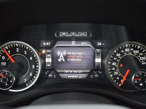 Used 2022 RAM 1500 Big Horn image 11