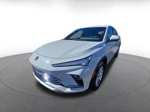 Used 2025 Buick Envista Preferred image 3