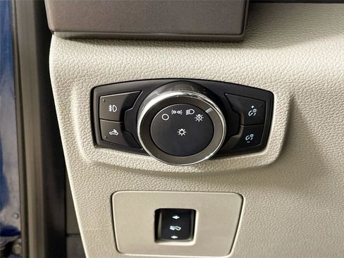 Used 2015 Ford F150 XLT w/ Equipment Group 301A Mid AWD/4WD image 14