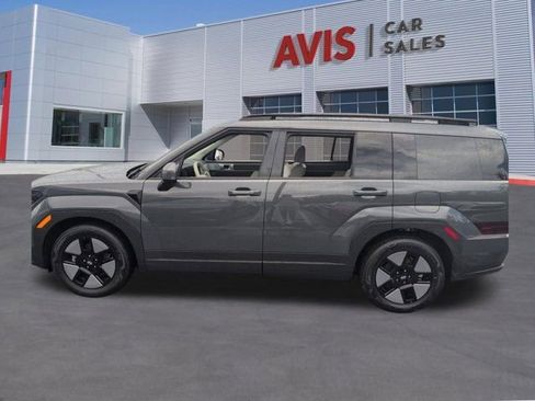 Used 2025 Hyundai Santa Fe SEL FWD image 10