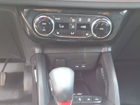 Certified 2024 Chevrolet TrailBlazer RS w/ Convenience Package AWD/4WD image 21