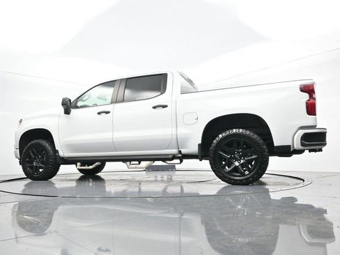 Used 2022 Chevrolet Silverado 1500 Custom image 44